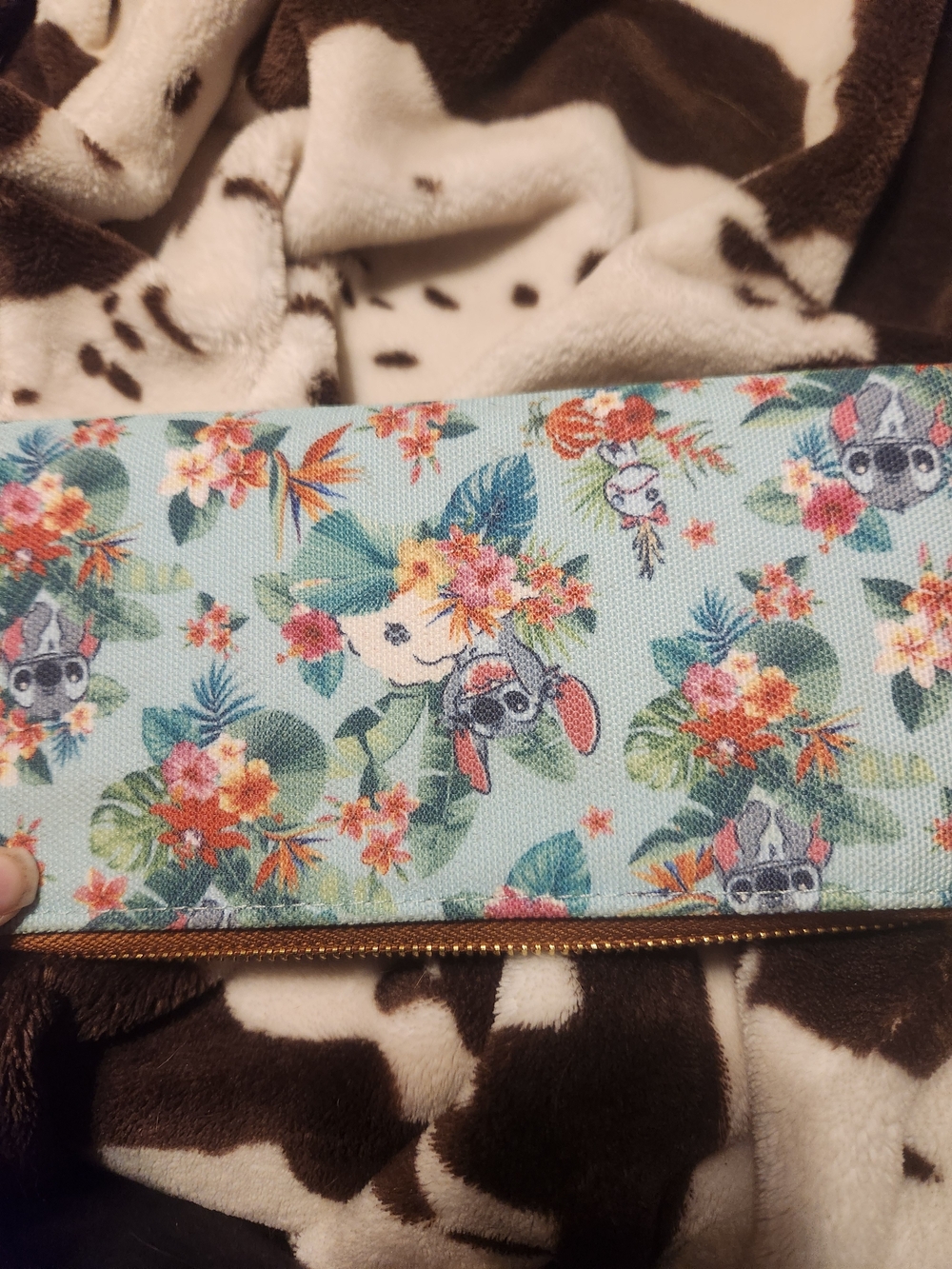 Loungefly Disney Stitch Floral Zip Wallet - Light Blue, Pink, Orange, Green - Picture 3 of 4